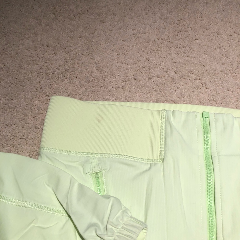 Lululemon jacket - Picture 2 of 8